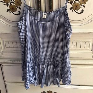 Blue & white gingham top